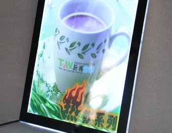 Magnetic absorb LED light box with slim aluminum frame and bright backlit poster display